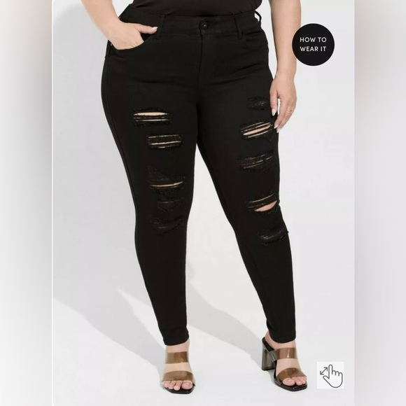 Torrid Bombshells Curvy jeans Distressed Skinny woman’s plus 24 R High Rise - Picture 2 of 11
